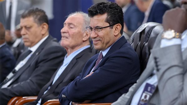 وزير الرياضة يشهد تتويج منتخب مصر بمونديال اليد ويهنئ اللاعبين على الإنجاز