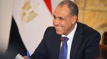 وزير الخارجية يتلقى اتصالًا من نائب الرئيس الفلسطيني حول جهود وقف الحرب في غزة