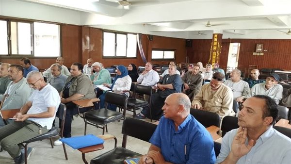 الزراعة تطلق فعاليات مكثفة لتعزيز الزراعات التعاقدية ودعم المزارعين بخمس محافظات