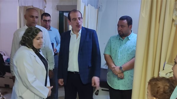نائب وزير الصحة يجري زيارة تفقدية مفاجئة لمستشفى كفر الزيات بالغربية ويوجه بإجراءات صارمة