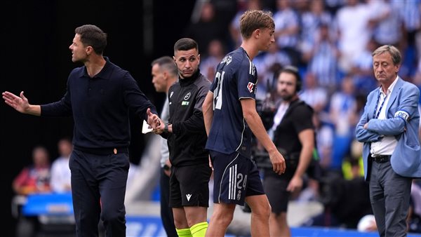 ريال مدريد يُعلن تفاصيل إصابة دين هويسين.. واللاعب مهدد بالغياب عن الكلاسيكو