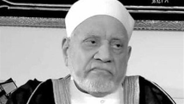 جامعة القاهرة تنعى العالم الجليل الدكتور أحمد عمر هاشم
