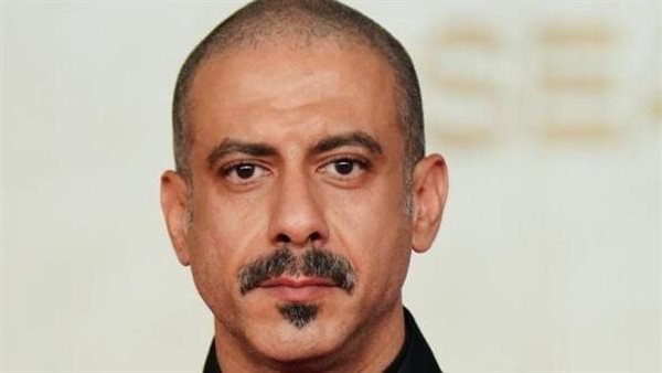 عاجل.. محمد فراج بـ لوك مسلسله الجديد بصحبة بسنت شوقى فى مهرجان البحر الأحمر