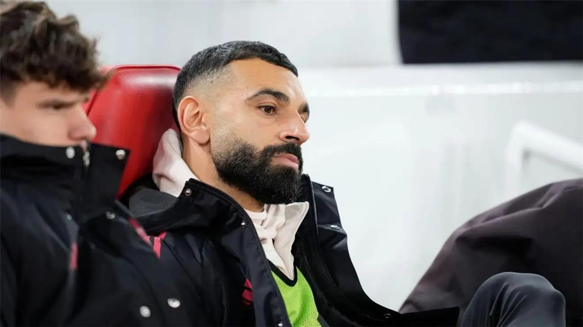 عاجل.. مدرب ليدز يونايتد قبل مواجهة ليفربول: أتمنى أن تستمر فترة جفاف محمد صلاح التهديفي