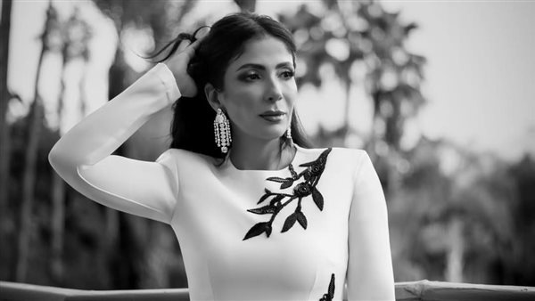 عاجل.. سعيدة بآراء الجمهور والنقاد.. أول تعليق من منى زكي بعد عرض فيلم الست بالمغرب