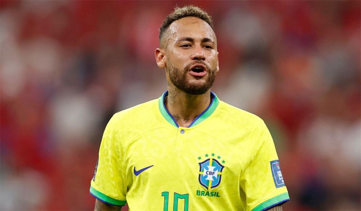 عاجل.. أنشيلوتي يثير الغموض حول استدعاء نيمار لقائمة البرازيل في كأس العالم