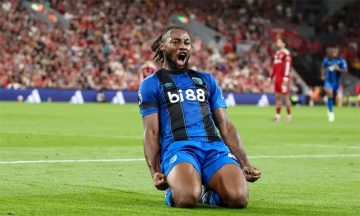 عاجل.. بعد ارتباطه بخلافة محمد صلاح.. مدرب غانا يوضح موقفه من رحيل سيمينيو عن بورنموث