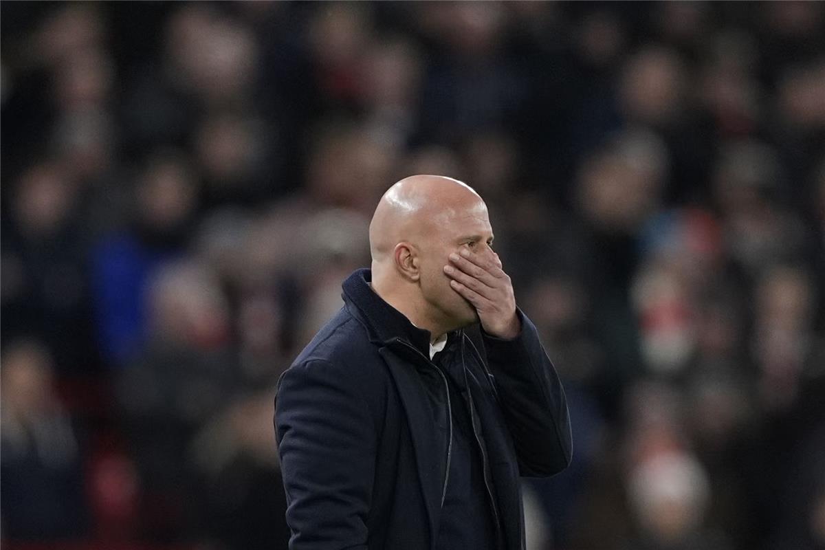 عاجل.. تقارير: ليفربول يحدد مدربًا مؤقتًا لخلافة سلوت.. ومرشح دائم مفاجئ