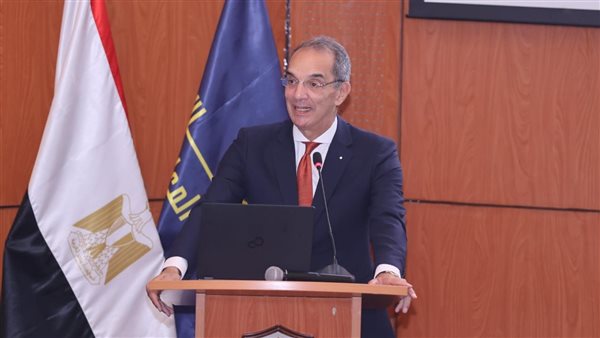 عاجل.. فرص العمل الحر في التكنولوجيا قد تصل إلى 100 ألف دولار.. والمستقبل لمن يطوّر مهاراته