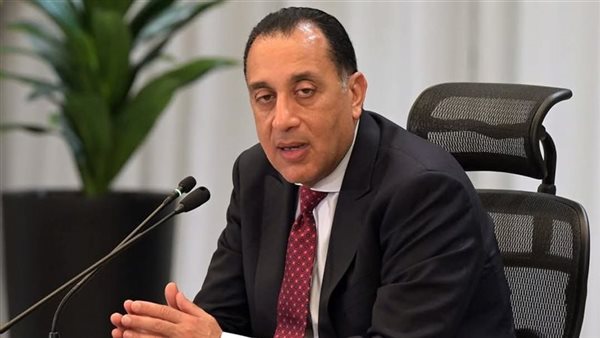 عاجل.. رئيس الوزراء يتابع مع وزير الطيران عدداً من ملفات العمل