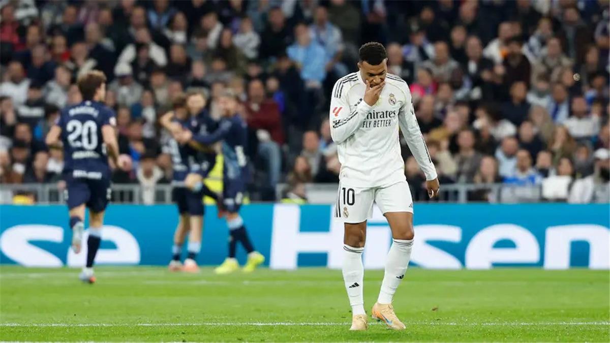 عاجل.. فيديو | هدية ثمينة لبرشلونة.. ريال مدريد يسقط بتسعة لاعبين أمام سيلتا فيجو في الدوري الإسباني