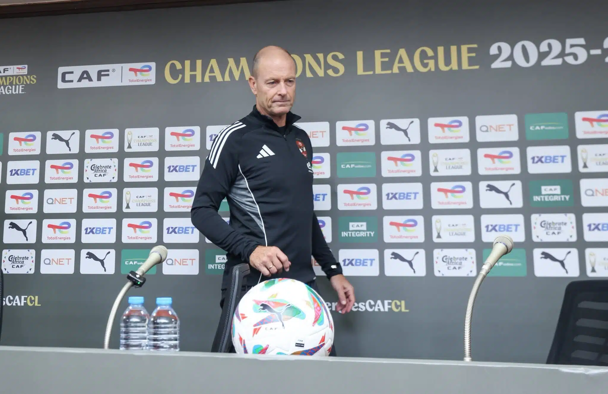 عاجل.. بديل علي معلول داخل الأهلي.. مفاجأة تقلب الموازين