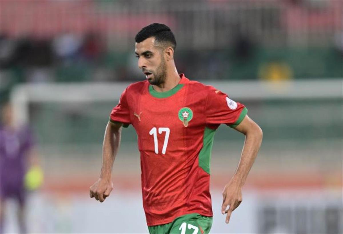 عاجل.. هدف الأهلي.. الرجاء المغربي يكشف تطورًا جديدًا بشأن مستقبل يوسف بلعمري