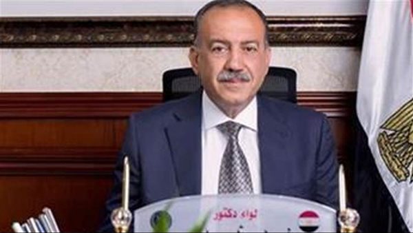 عاجل.. محافظ أسيوط يهنئ أبطال الموهبة بعد حصد فضيتين وبرونزية في بطولة الجمهورية للملاكمة