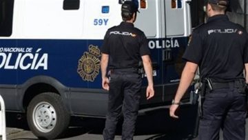 عاجل.. تهريب المخدرات بطائرات الهليكوبتر.. الشرطة الإسبانية تفكك شبكة إجرامية