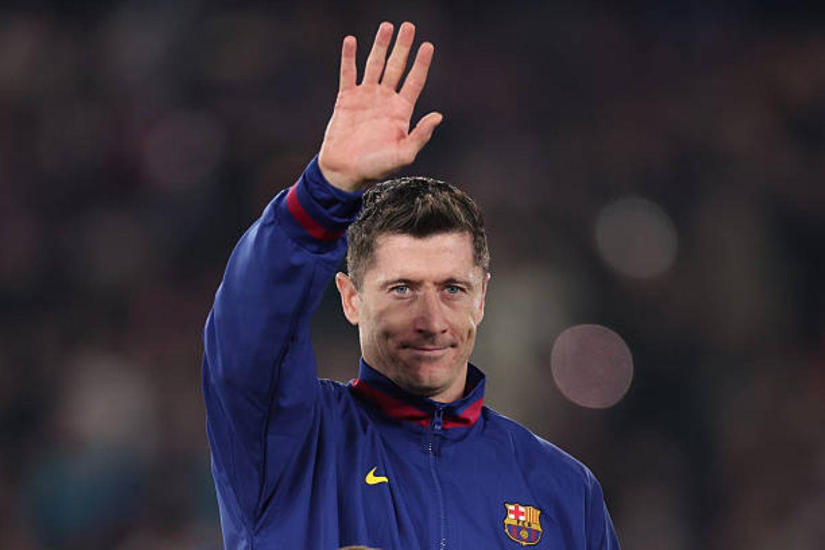 عاجل.. بديل ليفاندوفسكي.. برشلونة يتراجع عن ضم نجم يوفنتوس