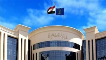 عاجل.. «الداخلية» تقرر السماح لـ 64 مواطنًا مصريًا بالحصول على جنسيات أجنبية