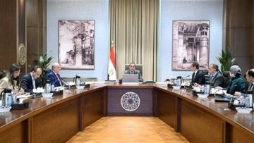 عاجل.. الحكومة تبحث وضع حلول جذرية للمشكلات المالية في «ماسبيرو» والصحف القومية