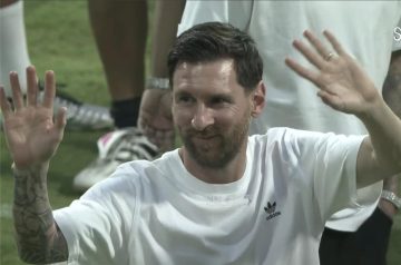 عاجل.. فيديو | الجماهير الهندية تستقبل ميسي بـ”هتافات مسيئة” لـ ريال مدريد في زيارته الآسيوية