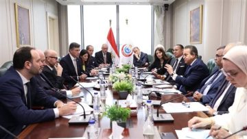 عاجل.. وزير الصحة يبحث تعزيز التعاون الاستثماري مع شركتي “إيني” الإيطالية و”سان دوناتو”