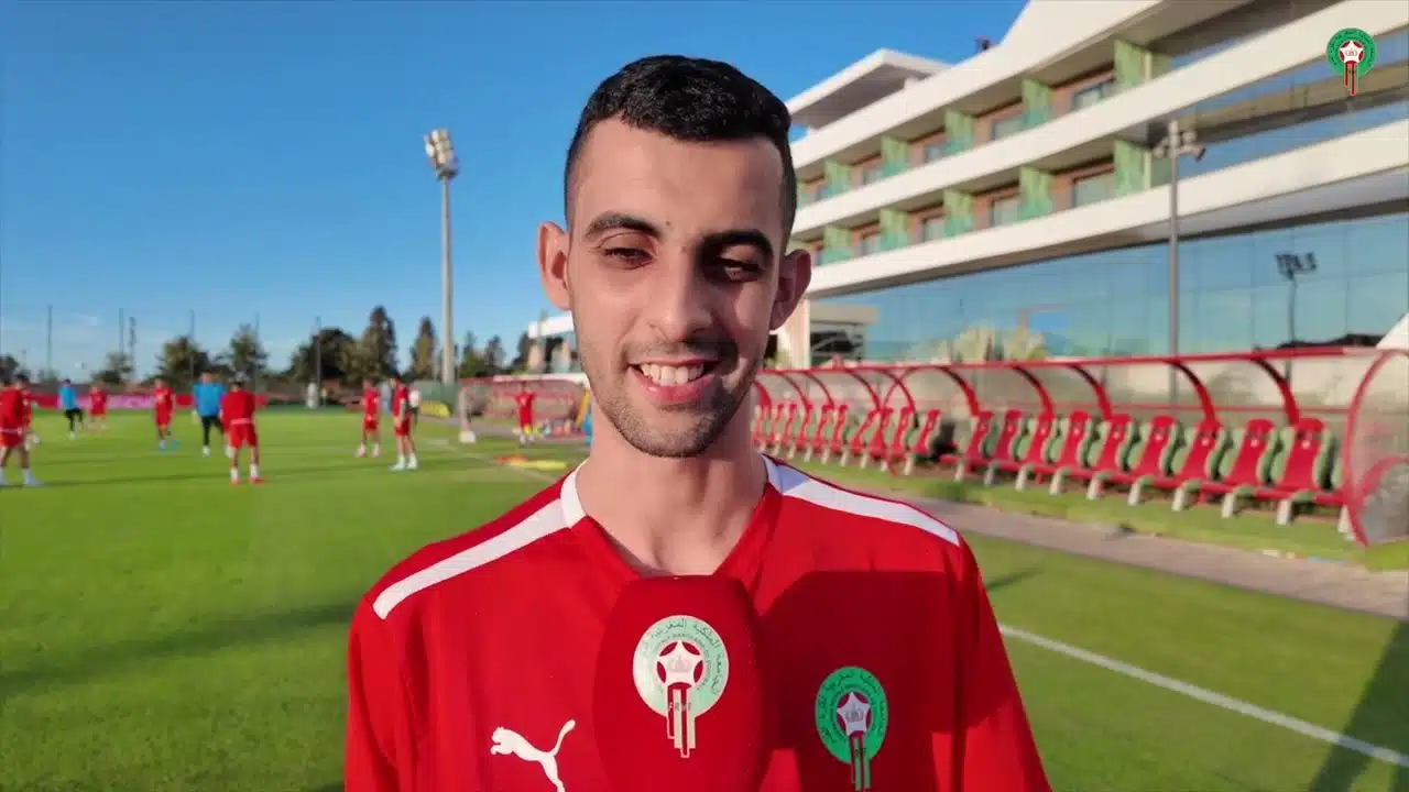 عاجل.. صفقة الأهلي الجديدة.. الساحر العربي يجري الكشف الطبي في القاهرة