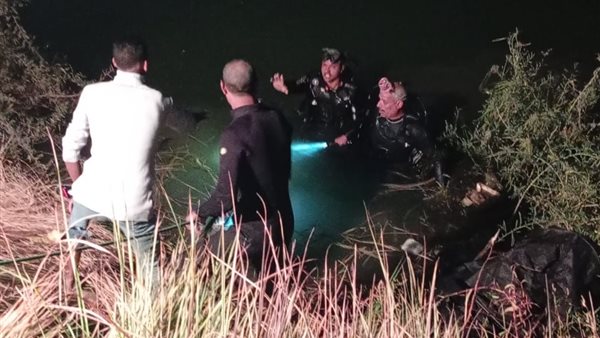 عاجل.. محافظ قنا يتابع ميدانيا حادث انقلاب ميكروباص بقرية الجبلاو