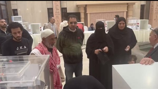 عاجل.. لليوم الثاني.. السفارات والقنصليات المصرية في السعودية تواصل استقبال الناخبين في انتخابات جولة الإعادة