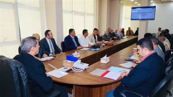 عاجل.. محافظ السويس يعقد اجتماع لجنة البت لتقنين أوضاع الأراضي والمباني