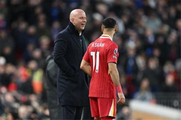 عاجل.. سلوت: تحدثوا عن توتنهام وليس محمد صلاح.. لا تشتتوا انتباهي