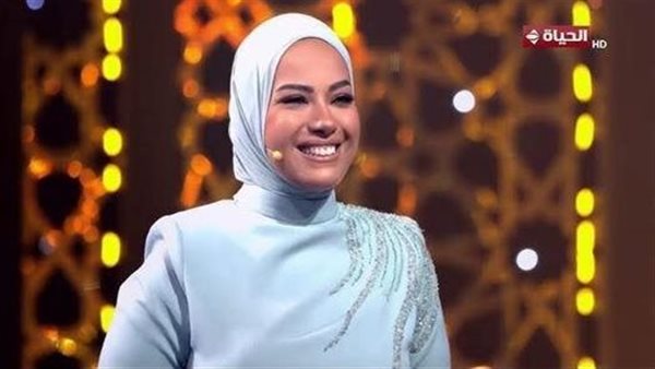 عاجل.. مصر تحفظ القرآن وتعلم العالم فنون تلاوته