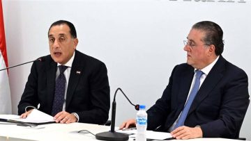 عاجل.. رئيس الوزراء يبحث زيادة ومضاعفة حجم التبادل التجارى بين مصر ولبنان