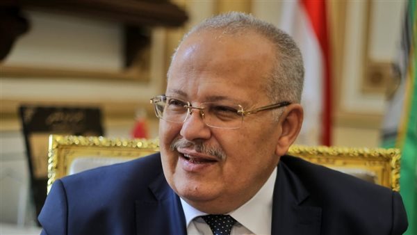 عاجل.. رئيس جامعة القاهرة يهنئ الدكتور محمد الخشت لتكريمه بجامعة السوربون تقديرًا لإسهاماته