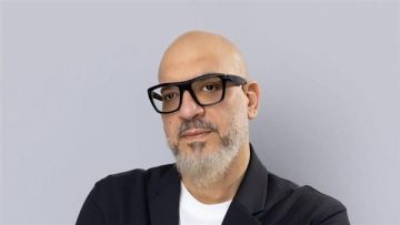 عاجل.. رئيس مصر العقارية يستعرض التجربة الأمريكية في العقد الموحّد لحماية الطرفين