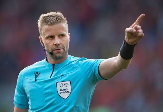 عاجل.. ما حقيقة اعتذار الحكم السويدي لجماهير الأردن؟