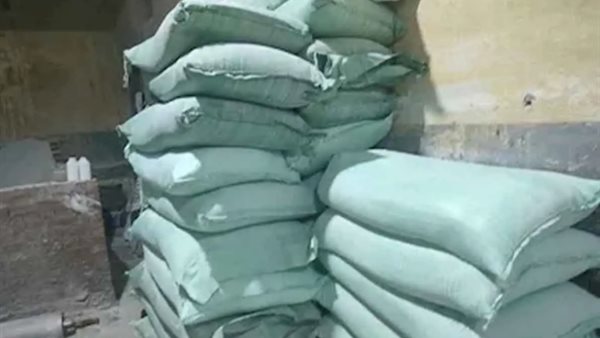 عاجل.. الداخلية تضبط أكثر من 10 أطنان دقيق خلال حملات مكثفة على المخابز خلال 24 ساعة