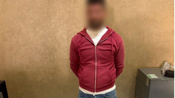 عاجل.. ضبط شخص بحوزته عدد من كروت الدعاية الانتخابية الخاصة بمرشحين اثنين في الجيزة