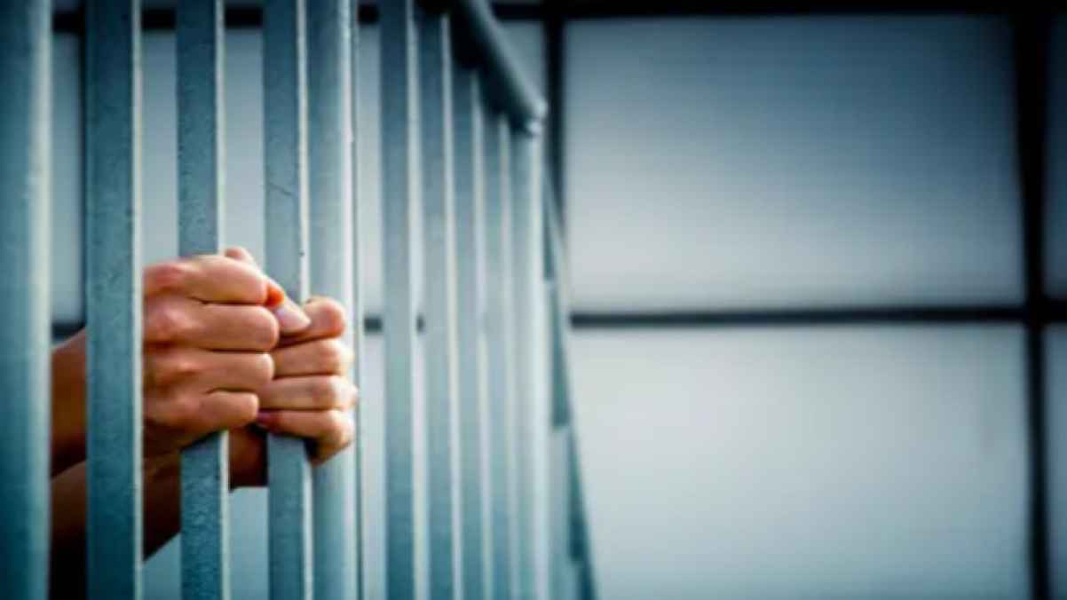 عاجل.. إعدام طبيب شنقاً بعد قتله زوجته وأفراد عائلتها في أربيل