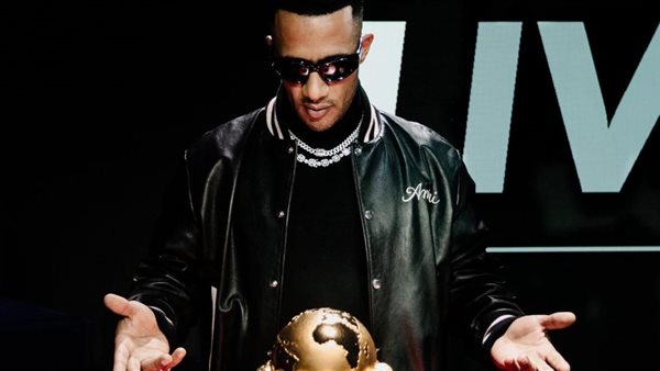 عاجل.. محمد رمضان في ظهور لافت مع كأس أمم أفريقيا (صورة)