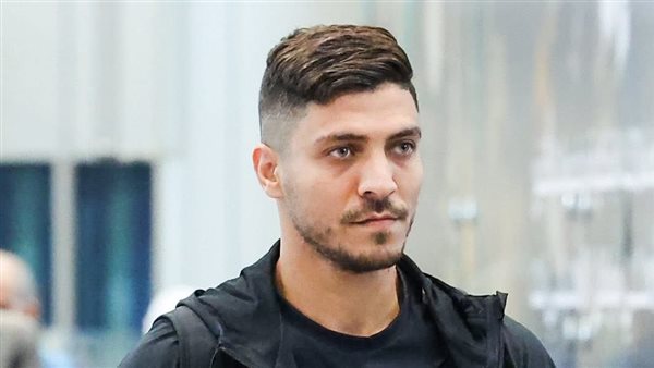 عاجل.. أحمد حسن يحسم الجدل حول موقف محمد شريف من معسكر منتخب مصر في كأس العرب