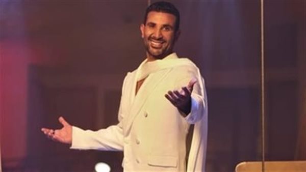 عاجل.. مررت بأوقات لم يكن معي أموال وطُردت صغيرًا.. وقررت أن أبقى وأحافظ على حلمي