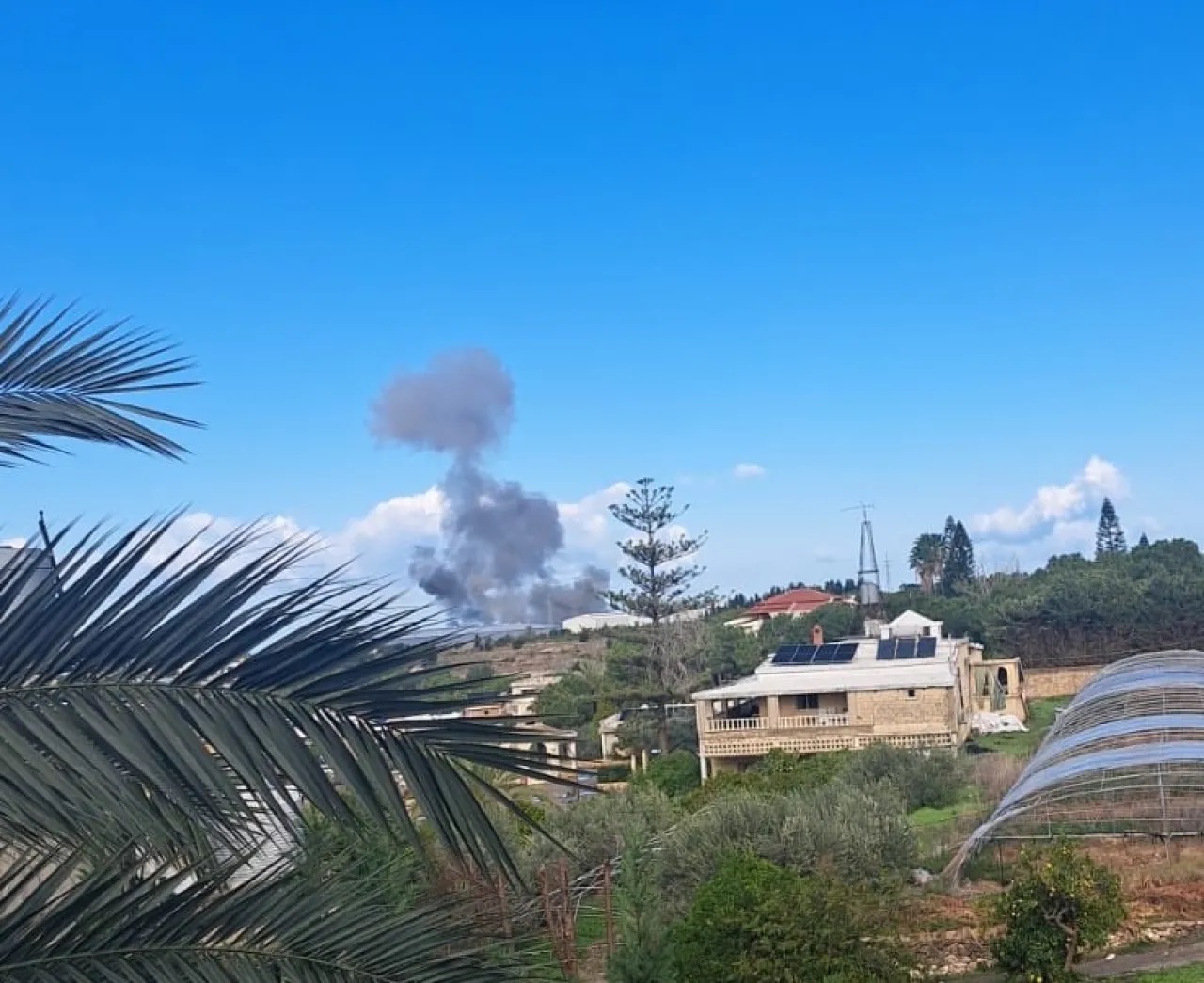 عاجل.. طيران الاحتلال يشن غارات على جنوب لبنان