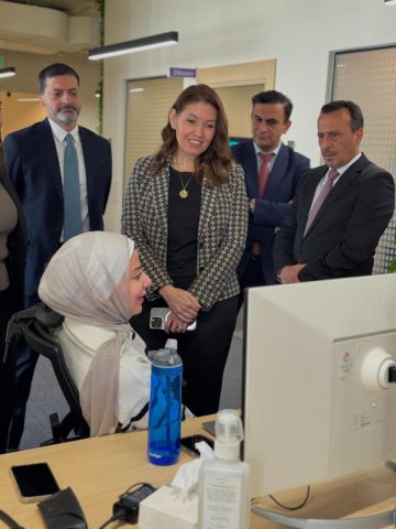 عاجل.. مجلس مفوضي هيئة الاتصالات يزور شركة “كريم ” .. صور