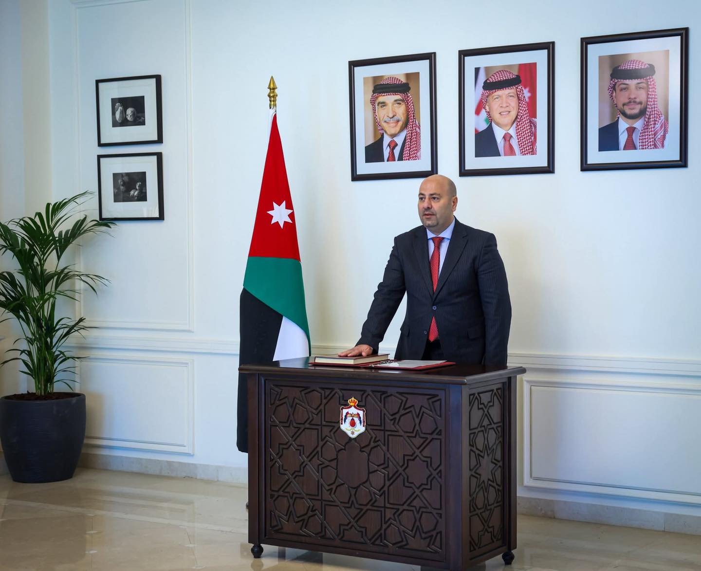 عاجل.. رئيس سلطة العقبة يؤكد أهمية إشراك الشباب بالقرار