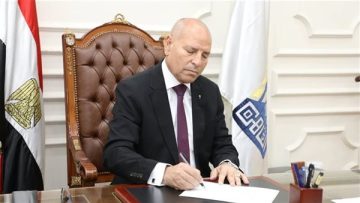 عاجل.. محافظ القاهرة يفوز بجائزة التميز الحكومي العربي كأفضل محافظ على مستوى الدول العربية