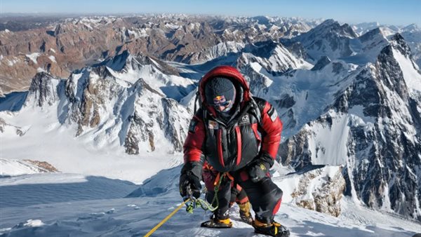 عاجل.. وفاة متسلق ألماني بجبال الألب جراء انهيار جليدي