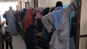 عاجل.. برلمان 2025.. إقبال كثيف بلجنة ملوى الثانوية بنين بالمنيا