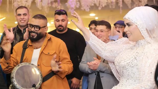 عاجل.. أم جاسر تشعل السوشيال باحتفال زفافها الاستثنائي ورقصات رومانسية بالإسكندرية