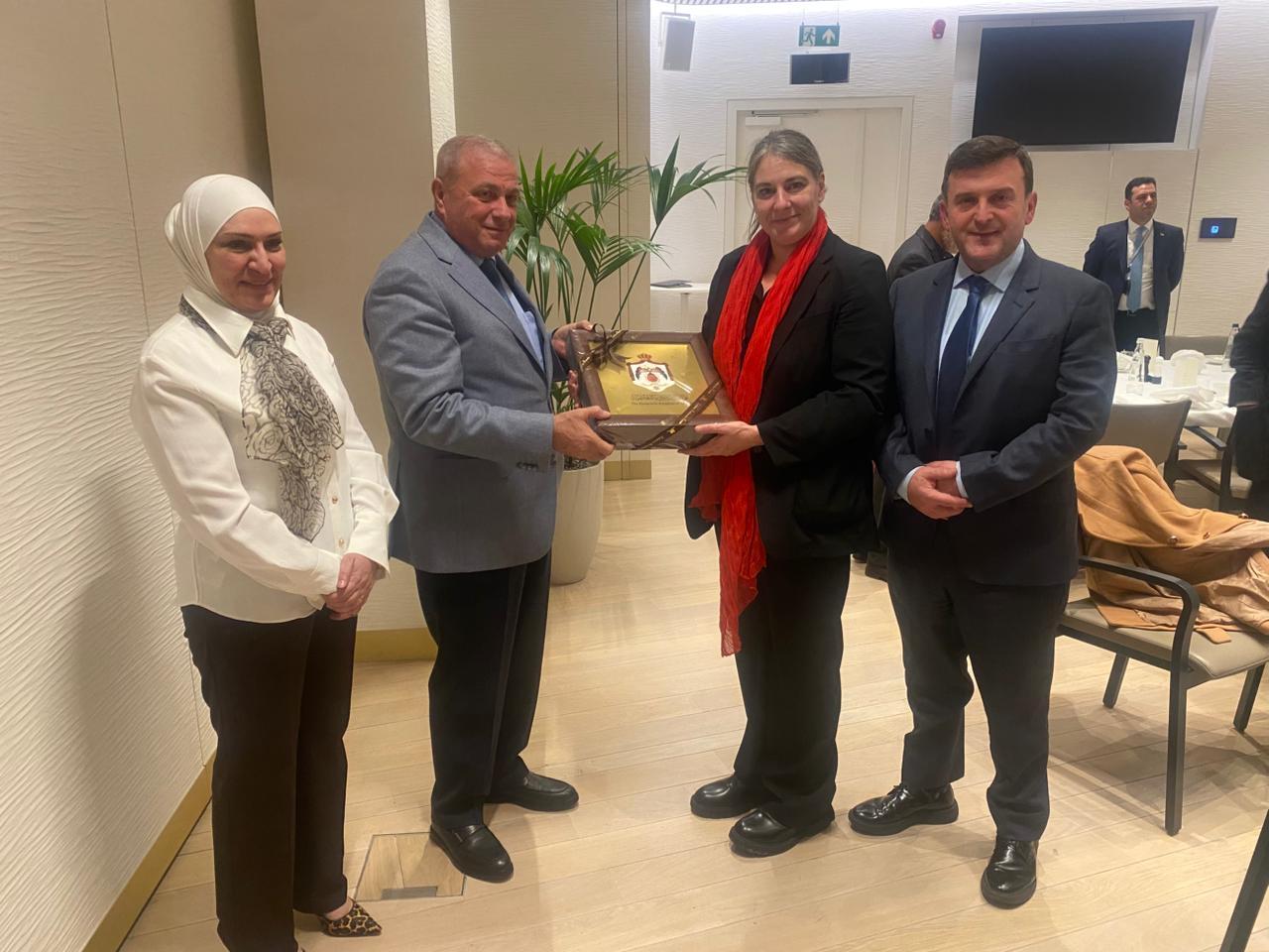 عاجل.. الوفد البرلماني يلتقي نائب رئيس وفد العلاقات مع دول المشرق في برلمان أوروبا