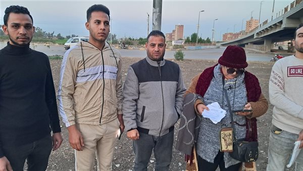 عاجل.. أوهمهم بتوفير فرص عمل بالخارج.. مستريح التأشيرات المزورة يستولى على أمول الشباب بكفرالشيخ|فيديو