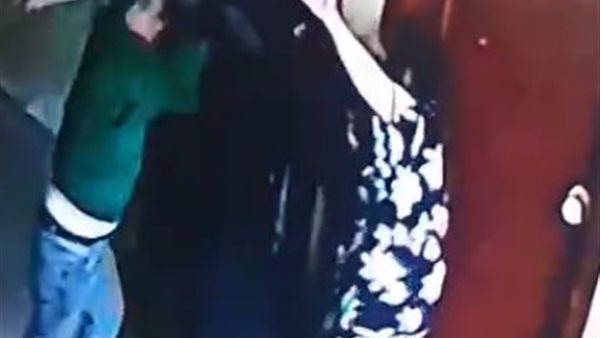 عاجل.. الداخلية تكشف ملابسات واقعة تعدي عامل على سيدتين بدمياط وضبط طرفي المشاجرة